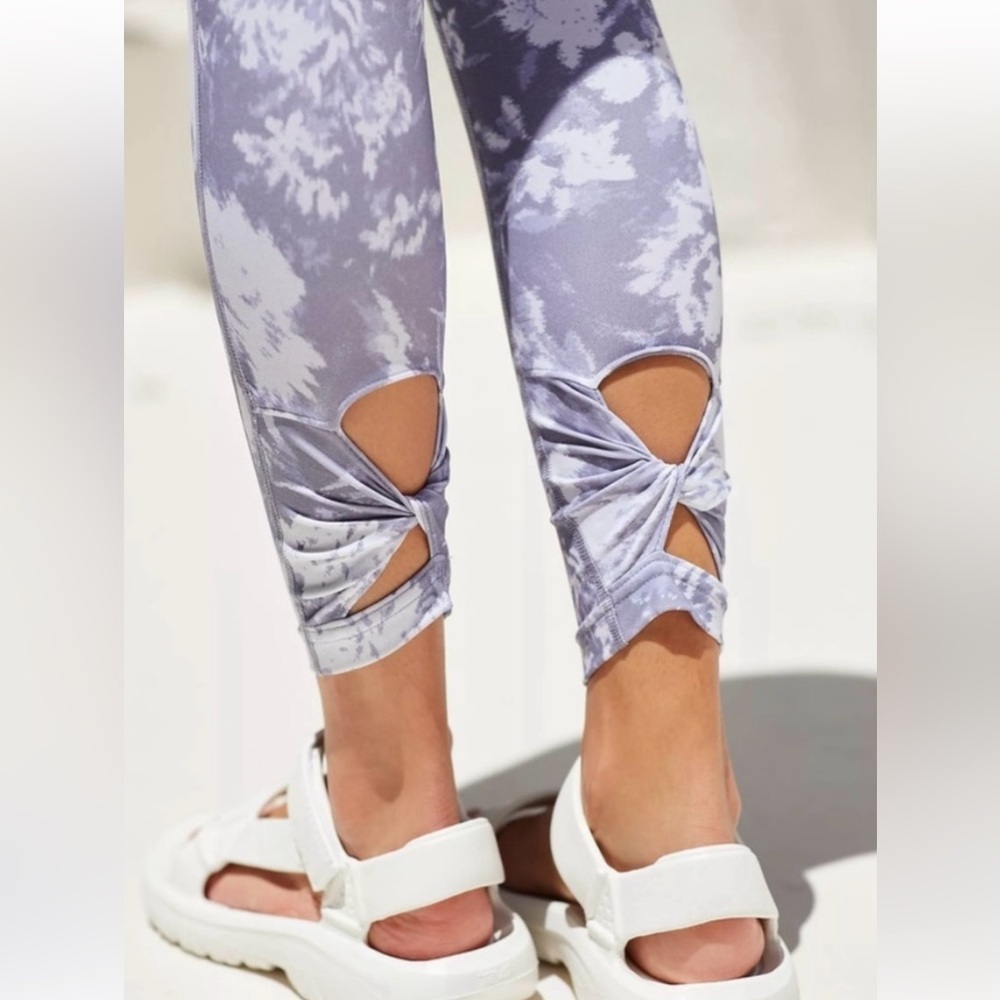 FP Movement By Free People | Wave Rider Athletic Leggings Twilight Combo - Picture 3 of 13